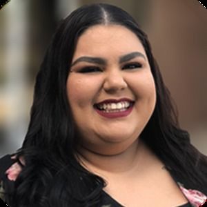 Meet your Posher, Crystal